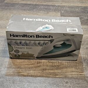 Hamilton Beach Steam Iron Retractable Cord Model 14212F